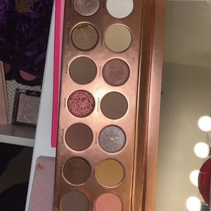 Laure lee nudie patootie pallet